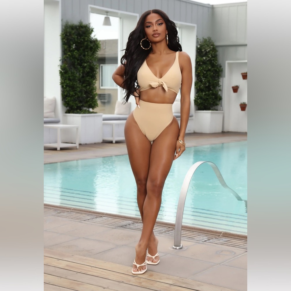 NEW - 2 piece bikini in nude